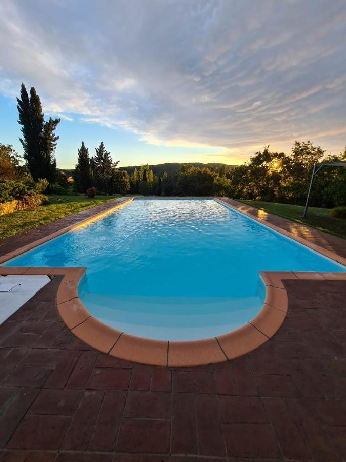 Residence Лучіньяно Екстер'єр фото